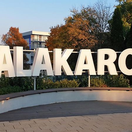 Ta'Karos Apartman Zalakaros Luaran gambar